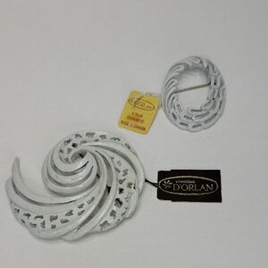 Vintage D'Orlan White Brooch Set